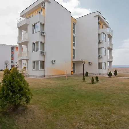 Next To Action Aquapark Sunny Apartment